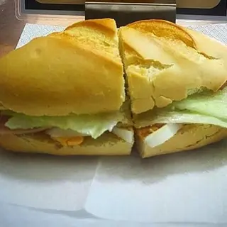 Bocadillo De Vegetaly Jamón Cocido Pan Mollete