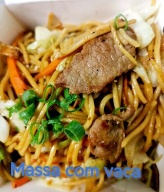45.Massa com Vaca（牛肉炒面）