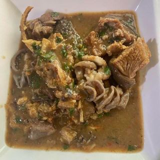 Assorted Goat Meat White Soup With Semo