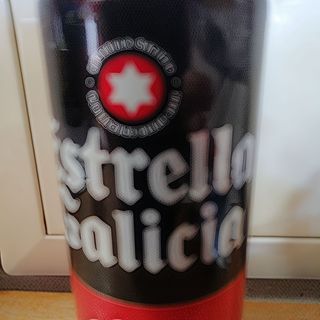 Cerveza Estrella lata 330ml.