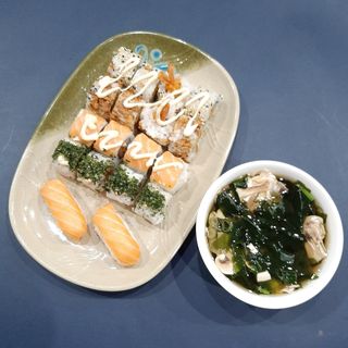 Gourmet Box NEW (19piezas)