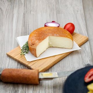 შებოლილი სულგუნი