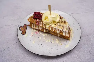 Waffle Cheesecake malina