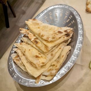cheese naan