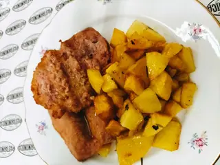 Salsiccia e patate