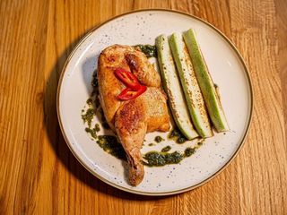 КУРЧА ГРИЛЬ 1/2 ЧАСТИНА (280g)