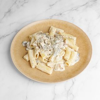 Rigatoni Alfredo
