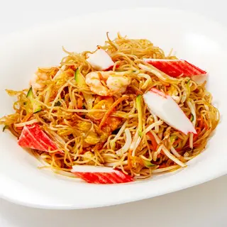 217. Spaghetti di riso con frutti di mare