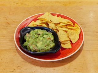 Guacamole Con Totopos