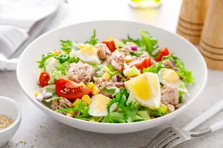 Salata sa tunjevinom