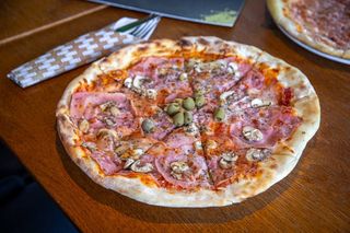 Pizza Capricciosa