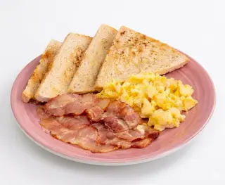 Huevos Revueltos, Bacon y tostada
