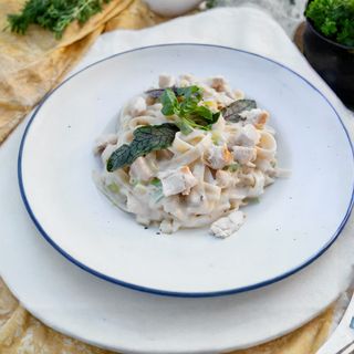 Tagliatelle sa piletinom   400gr