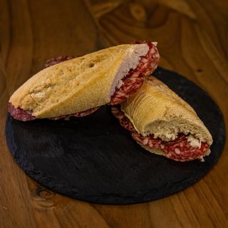 Bocadillo Campesino De Salchichón Ibérico