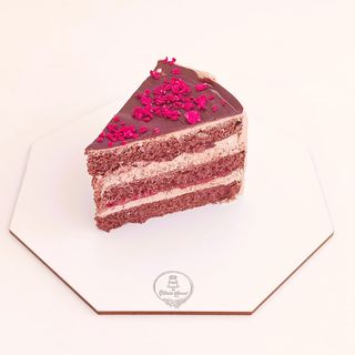 Tarta de chocolate, mermelada y frambuesa (Porción)