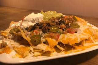 Nachos Con Carne Mechada