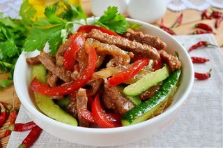 Ве-ча (мясо, огурец)