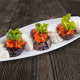 Запечені баклажани з йогуртом