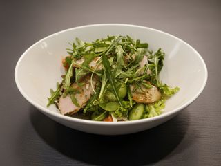 Салат з індичкою пастрамі (235g)