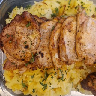 Lomo Adobado al horno con panaderas