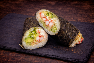 Суші-шаурма з креветкою та сніжним крабом(сурімі)