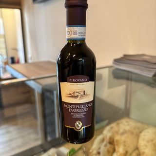 Vino rosso Montepulciano 25 cl