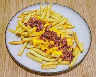 Patatas con Cheddar y Bacon
