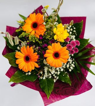 Buchet colorat 7 flori mixte