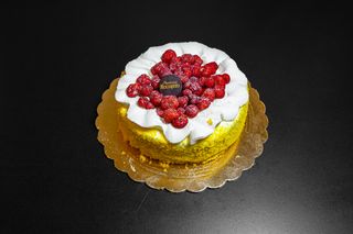 Torta al limone, panna & fragoiline  1 kg