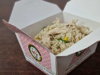 Orez cu carne de pui