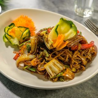 Vegan Phad Kee Mao noodles