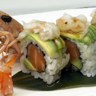 Uramaki scampi roll
