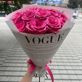 Bukiet "Vogue" 11 róż Lola