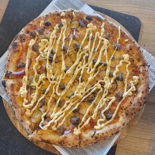 Пица Чийзбургер семейна (50см)