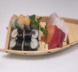 147. Maki Y Sashimi Moriawase