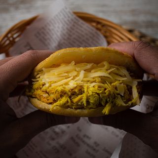 Arepa Catira
