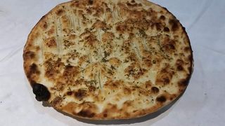 Focaccia olio e origano