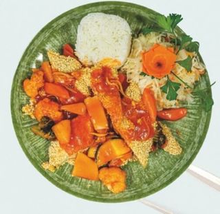 Kurczak z sezamem w sosie