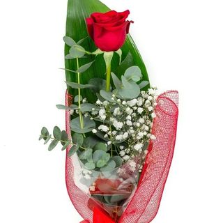 Ramo de rosa mas jarrón