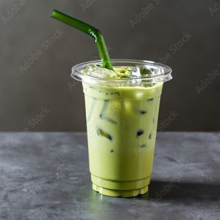 Ice Matcha Latte 