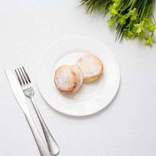 Сирник з родзинками (70г)