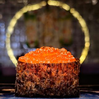 Гункан - Икра лососевая