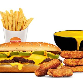 Long Chilli Cheese Beef/Chicken/Plant-Based Meal