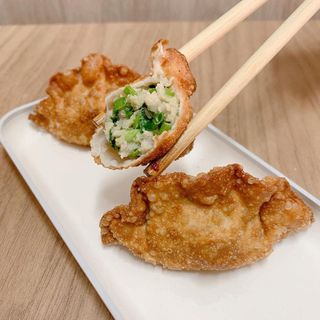 Empanadillas Chinas Fritas (10 Uds.)