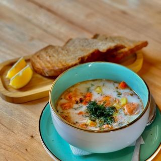 Fonnish salmon soup