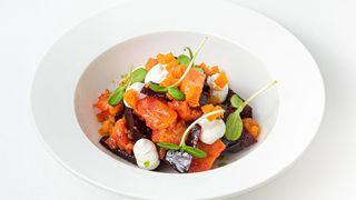 Салат с тыквой, свеклой и с творожным сыром