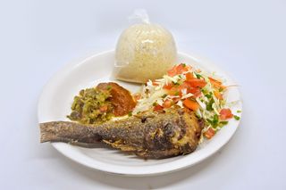Attieke + poisson sosso (Demi)