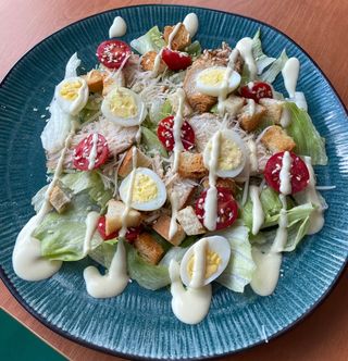 Салат Цезар (300г)