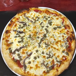 Pizza Napolitana (Mediana)
