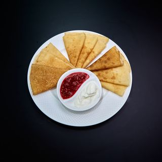 Блинчики с джемом и сметаной (3 шт.)